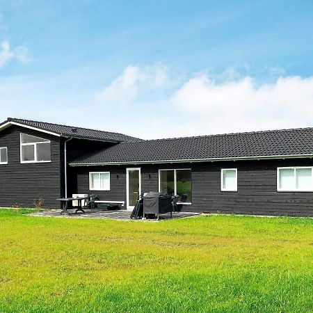 10 Person Holiday Home In Ansager Екстериор снимка