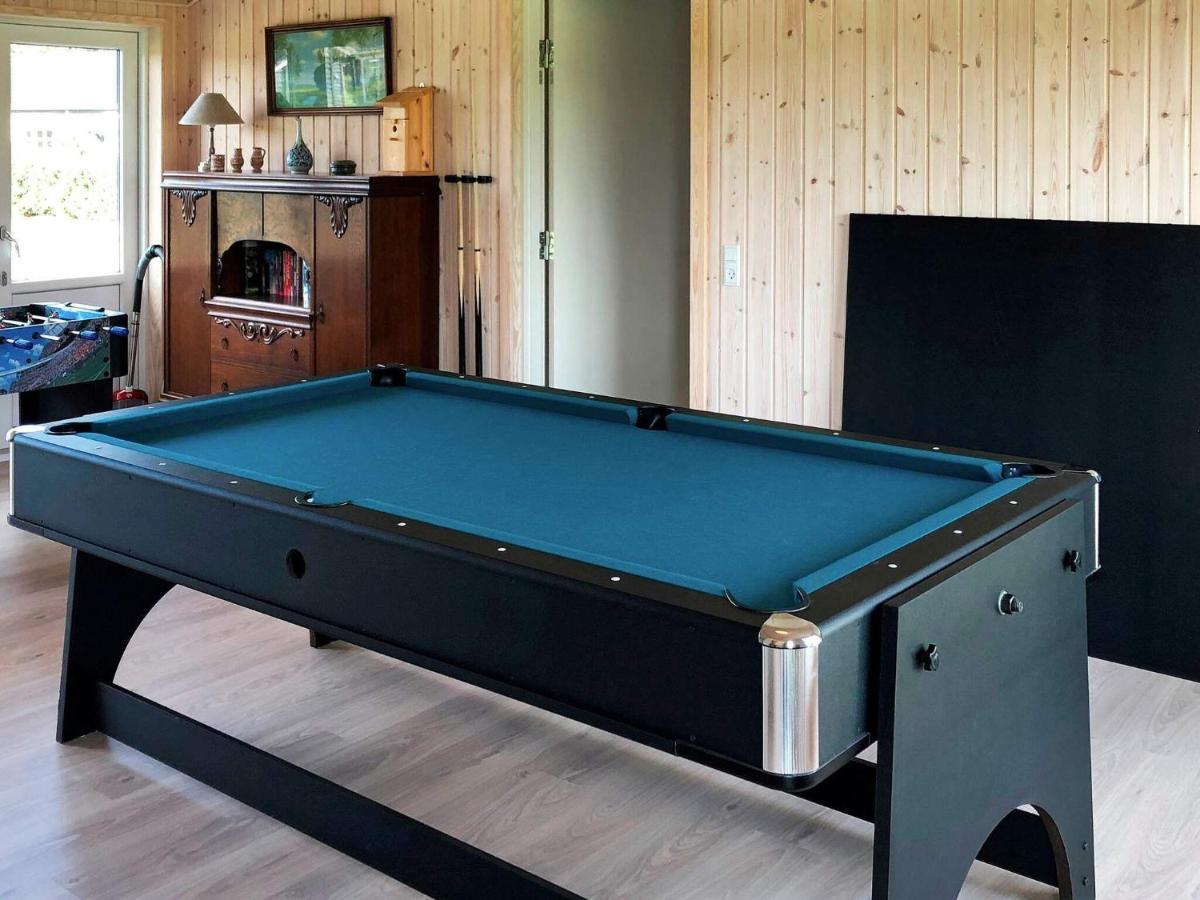 10 Person Holiday Home In Ansager Екстериор снимка